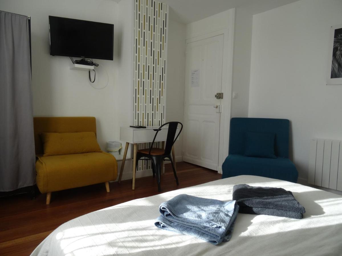 Les Flots De Ma Vie Chambres D Hotes Et Tipi Florence Et Virginie Gossin Barzan Exterior foto